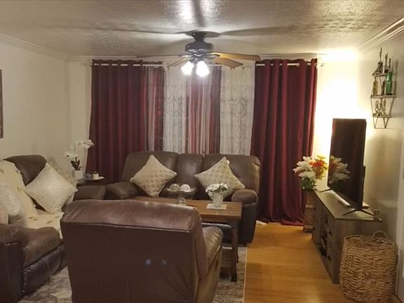 2nd image of 4300 Wisteria Landing Cir Unit 202