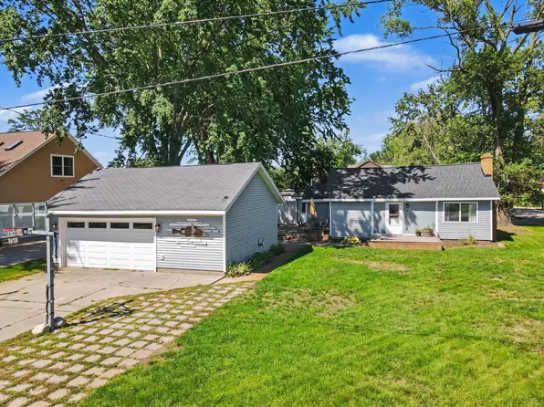 66 Lakeview Ave, Muskegon, MI 49444