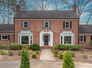 1540 Westbrook Cir, Gastonia, NC 28052