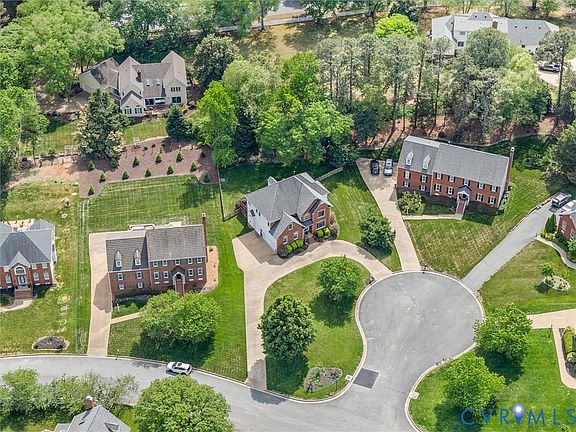 2nd image of 12005 Sterlingwood Ct
