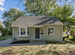 2401 49th Pl, Des Moines, IA 50310