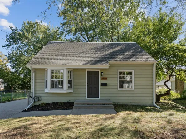 2401 49th Pl, Des Moines, IA 50310