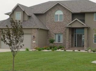 47162 Majestic Dr, Sioux Falls, SD 57108