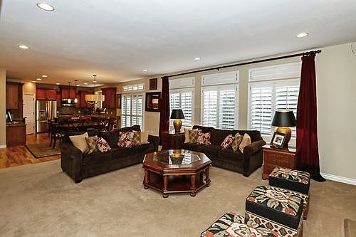 3rd image of 11146 S Alta Crest Dr