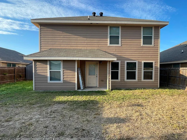 4405 Thunderbird Ave — Photo 85