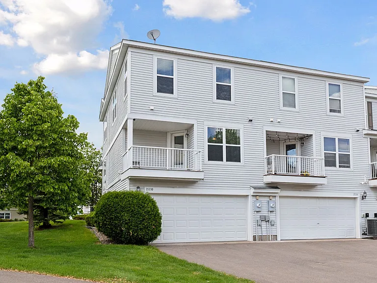 15130 Fanning Dr N #1 — Photo 36