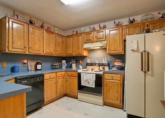 3rd image of 2521 Shalimar Dr