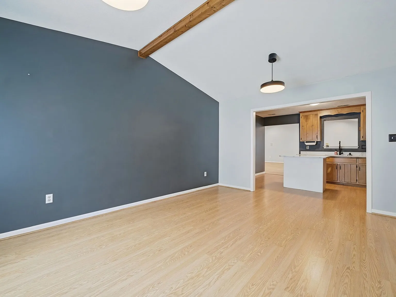3 bed, 1779 sqft, $2,600 — Photo 4