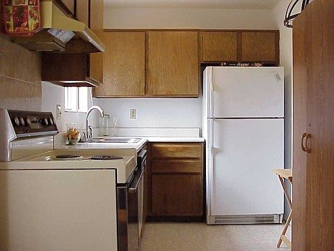Kitchen Area - Range, Refrigerator, and Dishwasher Stay