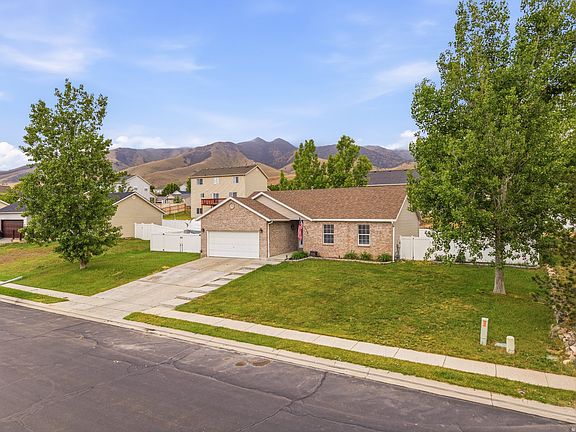2nd image of 4029 S Lake Mountain Dr