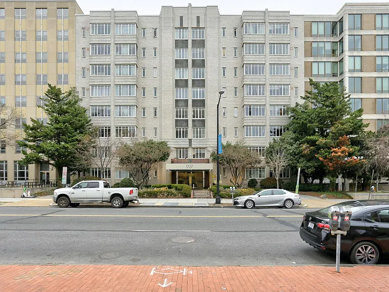 1727 Massachusetts Ave NW #205 — Photo 20