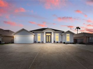 15621 Finistere St, Corpus Christi, TX 78418