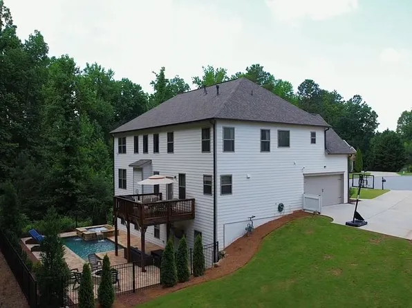 7075 Concord Mountain Trl, Cumming, GA 30028