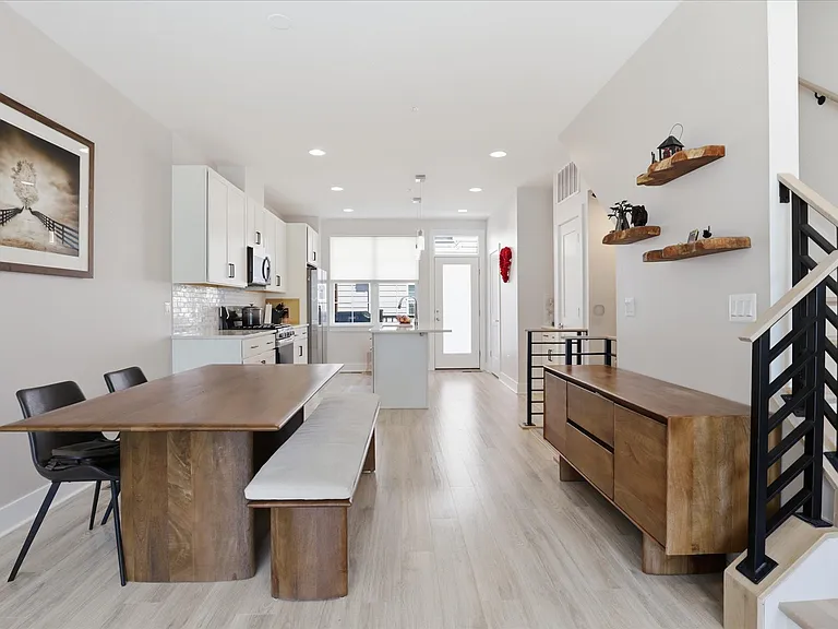 7356 Blade Dr — Photo 13