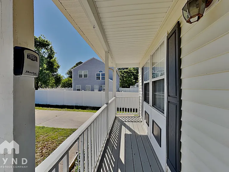 105 Bridgedale Ct — Photo 19