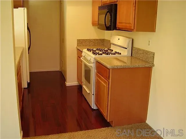 9342 Twin Trails Dr #201 — Photo 8