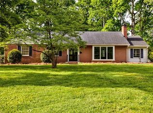 1157 Strathmore Cir, Winston Salem, NC 27104