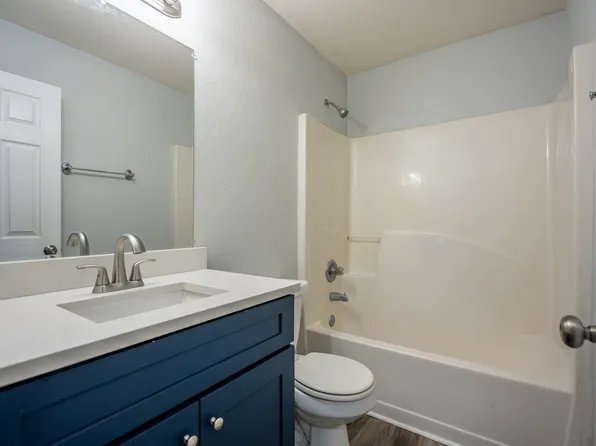 7042 Brookview Crk, Riverdale, GA 30274