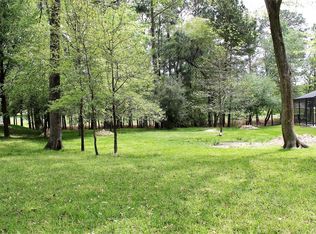 610 Hillcrest Dr, Huntsville, TX 77340