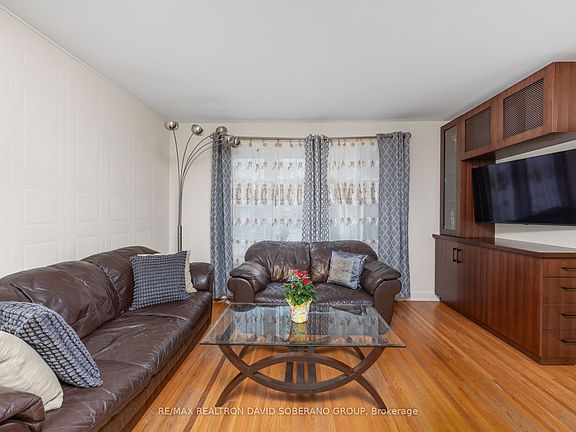 5th image of 256 Codsell Ave