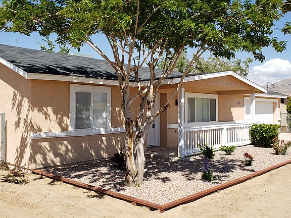 3rd image of 19076 Live Oak St