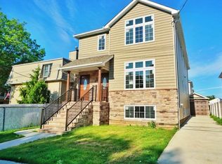 133 Woodrow Rd #1, Staten Island, NY 10312