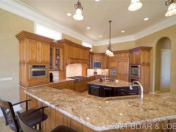 2nd image of 279 Grey Oak Dr