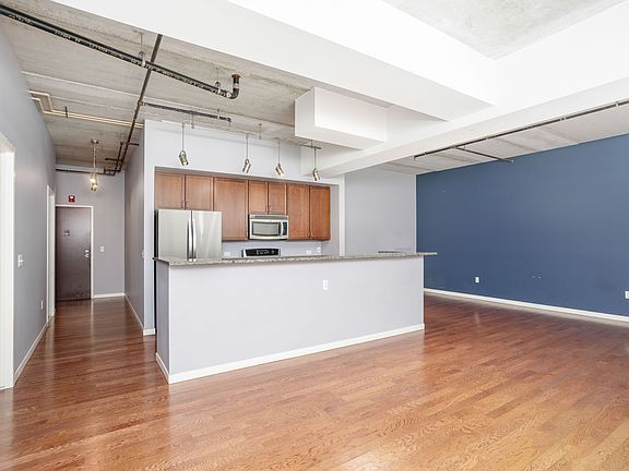 4th image of 3670 Woodward Ave APT 402