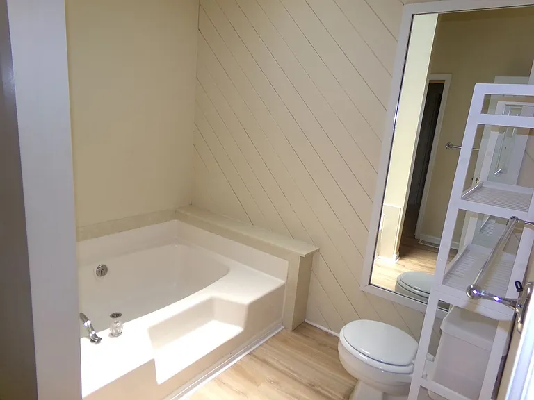 5352 Larch Ct — Photo 13