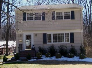 21 W End Ave, Summit, NJ 07901