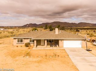 24170 Roxbury Rd, Apple Valley, CA 92307
