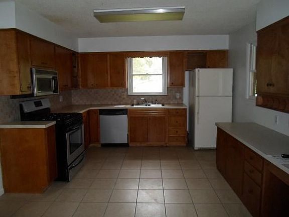 4th image of 541 S Orchard St