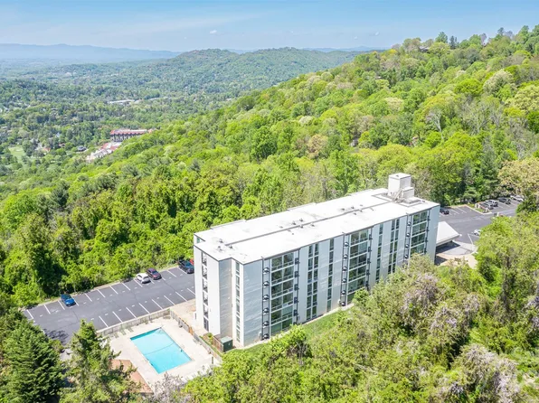 647 Town Mountain Rd APT 209, Asheville, NC 28804