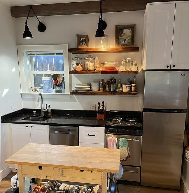 1st image of 3836 Park Pl