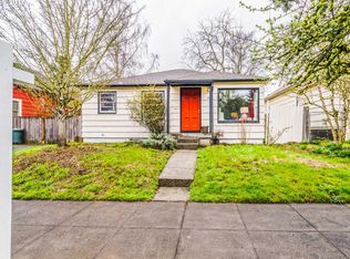 915 SE Harney St, Portland, OR 97202