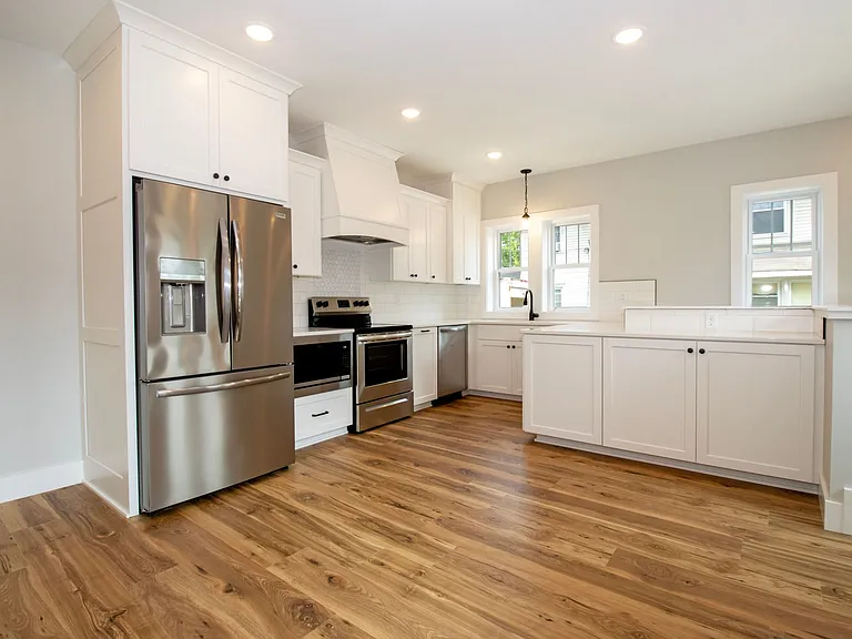 105 E Paradise St — Photo 12