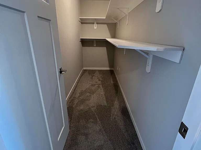 7888 S Scepter Dr — Photo 25
