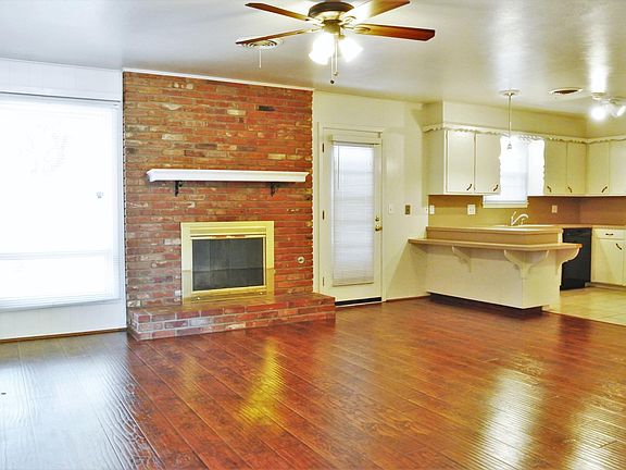 4th image of 3617 56th St