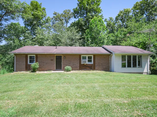 6480 W Todd Ct, North Vernon, IN 47265