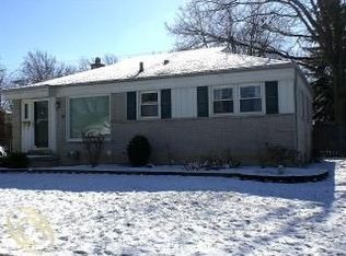30291 Minton St, Livonia, MI 48150