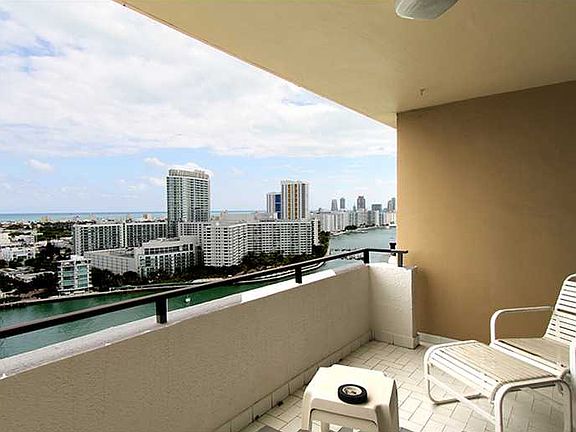 2nd image of 11 Island Ave #Penthouse 6