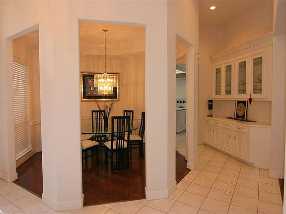 5th image of 14818 Plantation Oak Dr