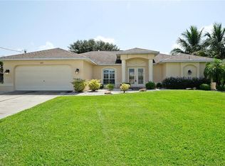 1015 SE 19th Ave, Cape Coral, FL 33990