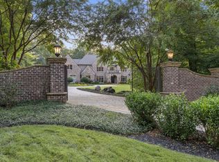 439 Tara Trl, Atlanta, GA 30327