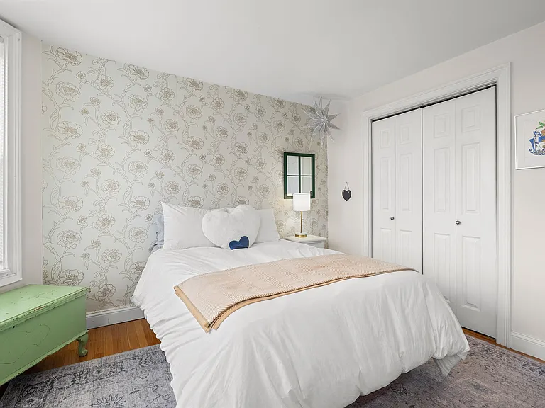 87 M St #3 — Photo 9