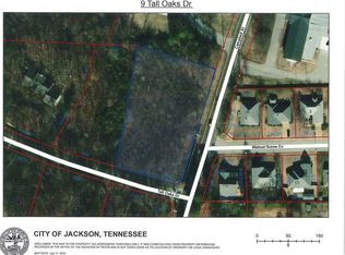 9 Tall Oaks Dr, Jackson, TN 38305