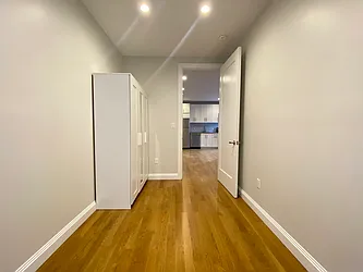 Rented by NY Space Finders Inc.