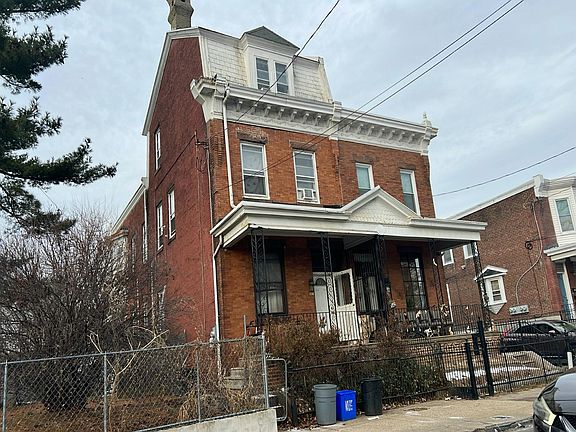 3rd image of 1936 Bridge St