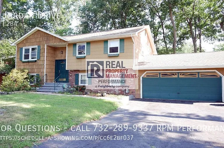 16 Jordan Dr — Photo 1