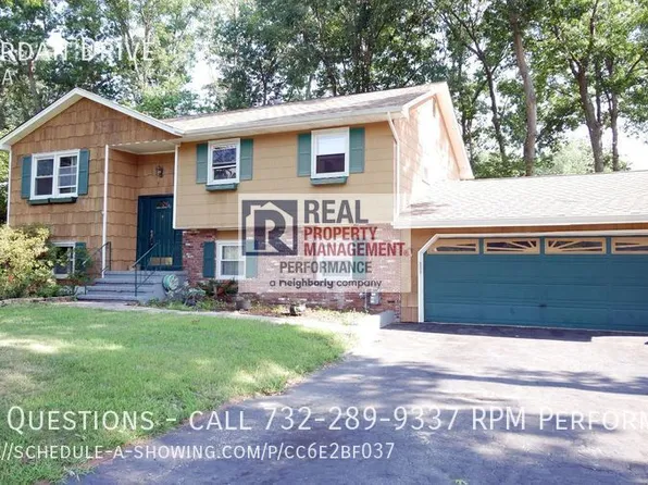 16 Jordan Dr, Toms River, NJ 08755